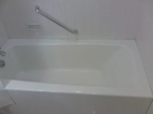 バスタブ磨き・水垢除去